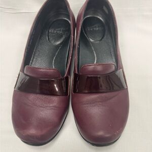 Dansko Oksana Burgundy Oxblood women’s loafers size 39 US 8.5